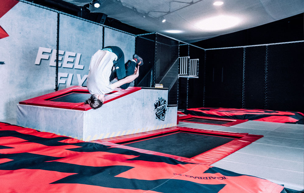 page_big_air_bag_jump_area_06_cannes_4 page_big_air_bag_jump_area_06_cannes_4